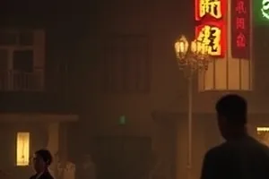 荒野来信横版封面，砂石公路尽头停着一辆旧皮卡与扬尘